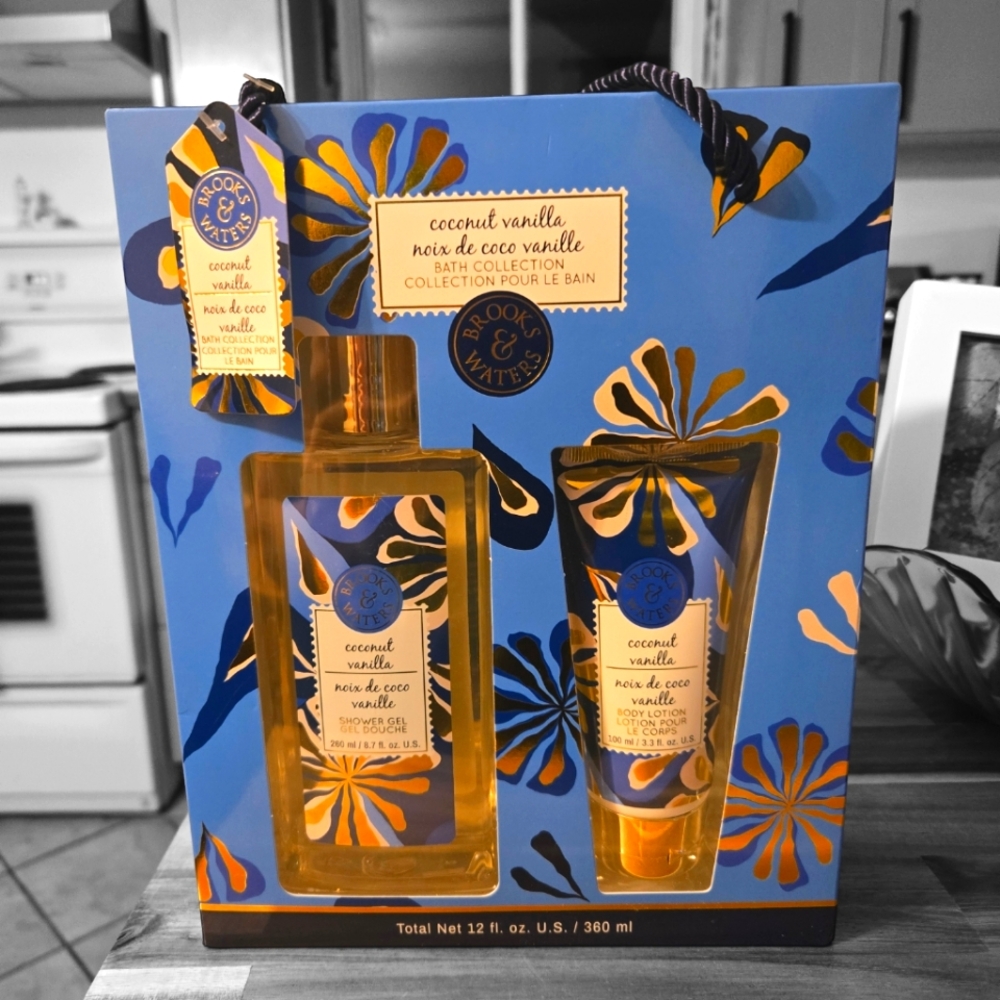 Brooks & Waters Coconut Vanilla bath collection
